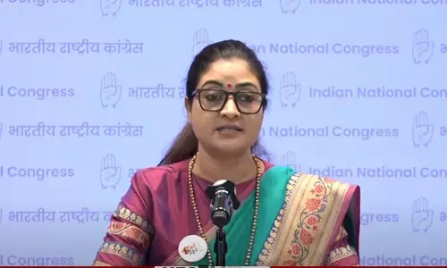 मोदी-शाह के इशारे पर काम कर रहा चुनाव आयोग, बिहार में एसआईआर के नाम पर हो रहा फर्जीवाड़ा -अलका लांबा मोदी-शाह के इशारे पर काम कर रहा चुनाव आयोग, बिहार में एसआईआर के नाम पर हो रहा फर्जीवाड़ा -अलका लांबा