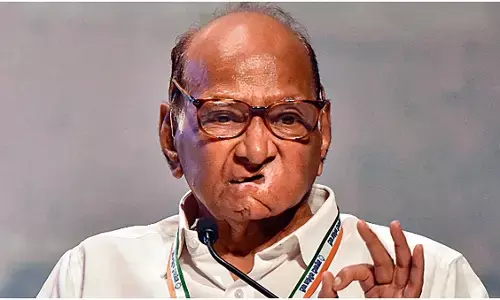 शरद पवार ने सीएम फडणवीस पर लगाया बड़ा आरोप, कहा- गन्ना किसानों से अनुचित पैसा वसूल रही महाराष्ट्र सरकार