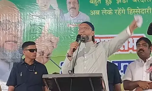 आई लव मोहम्मद पर गिरफ्तारी क्यों?, किशनगंज में ओवैसी ने पूछे सवाल