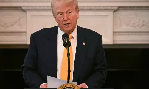 ट्रंप ने की घोषणा, कहा- इजरायल-फिलिस्तीन संघर्षविराम और हमास बंधकों की मुक्ति की योजना का पहला चरण एक सप्ताह में होगा पूरा