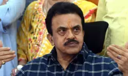 केजरीवाल की सादगी पर सवाल, निरुपम बोले-अब सरकारी सुविधाओं का सहारा