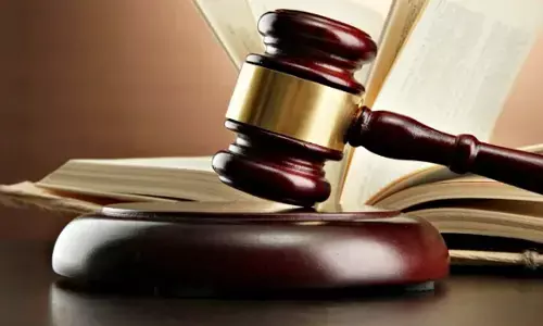 सीबीआई अदालत ने दो पुलिस अधिकारियों को सात साल कैद की सुनाई सजा सीबीआई अदालत ने दो पुलिस अधिकारियों को सात साल कैद की सुनाई सजा