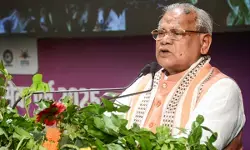 बिहार चुनाव में जुबानी जंग तेज, मांझी बोले - “गदहा चाहे जितनी कोशिश कर ले…” बिहार चुनाव में जुबानी जंग तेज, मांझी बोले - “गदहा चाहे जितनी कोशिश कर ले…”