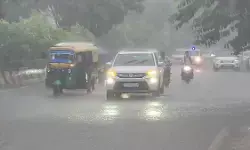 ऊटी में 30 मिनट की तेज बारिश से जलमग्न हुई सड़कें, जाम में फंसे रहे लोग