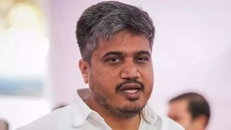 महाराष्ट्र : पीएम मोदी बाढ़ प्रभावित किसानों के लिए घोषणा करते तो अच्‍छा रहता : रोहित पवार