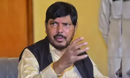 बिहार में चुनाव नहीं लड़ेगी हमारी पार्टी, एनडीए का करेगी समर्थन : रामदास आठवले