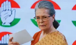 सोनिया गांधी ने आईपीएस पूरन कुमार की पत्नी को लिखा पत्र, कहा - उन्होंने सामाजिक न्याय की कसौटी पर खरा उतरने का प्रस्तुत किया उदाहरण सोनिया गांधी ने आईपीएस पूरन कुमार की पत्नी को लिखा पत्र, कहा - उन्होंने सामाजिक न्याय की कसौटी पर खरा उतरने का प्रस्तुत किया उदाहरण