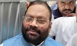 आजम खान से मिले स्वामी प्रसाद मौर्य, भाजपा पर लगाया राजनीतिक प्रतिशोध का आरोप