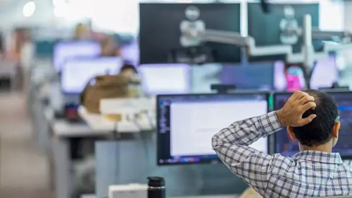 छंटनी के साए में कैसे होगा व्यवसायों का विकास