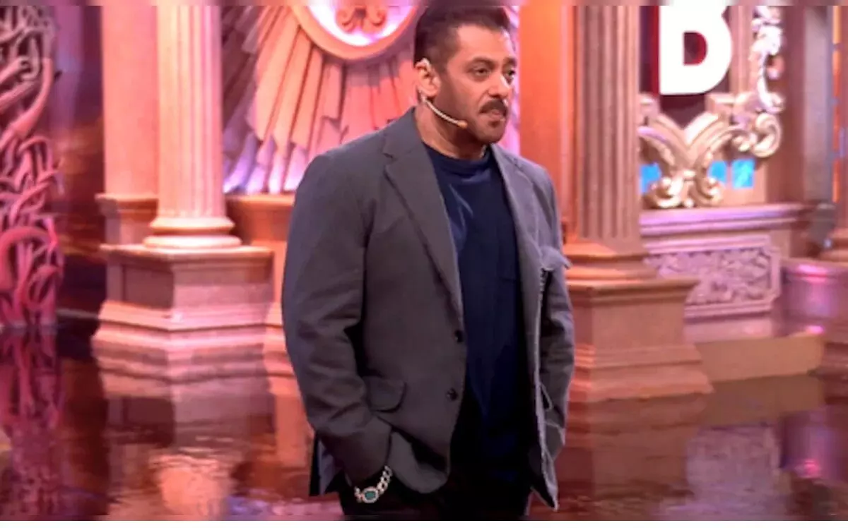 बिग बॉस 19 : इस हफ्ते के वीकेंड का वार में जबरदस्त रोमांच और ड्रामा, कौन-कौन से कंटेस्टेंट्स की जमकर लगेगी क्लास बिग बॉस 19 : इस हफ्ते के वीकेंड का वार में जबरदस्त रोमांच और ड्रामा, कौन-कौन से कंटेस्टेंट्स की जमकर लगेगी क्लास