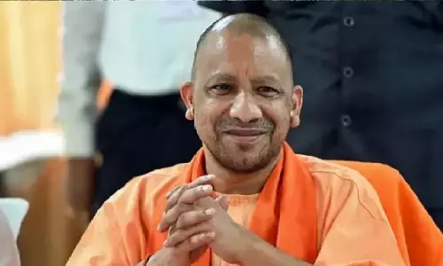 पराली जलाने पर सीएम योगी का अल्टीमेटम: 2025-26 में शून्य घटनाओं का लक्ष्य