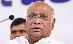 मल्लिकार्जुन खरगे ने पूरन कुमार की पत्नी को लिखा पत्र, जताई संवेदना, बोले- शोक की घड़ी में परिवार के साथ खड़े हैं