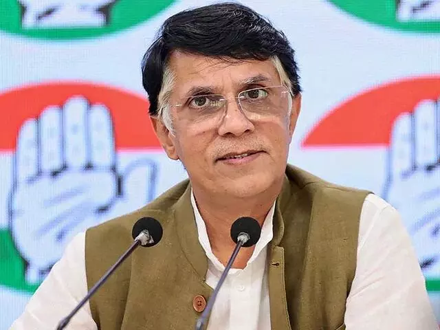 महागठबंधन में कोई पेचीदगी या अड़चन नहीं, सभी दलों से बातचीत के बाद सीटों की घोषणा होगी: पवन खेड़ा