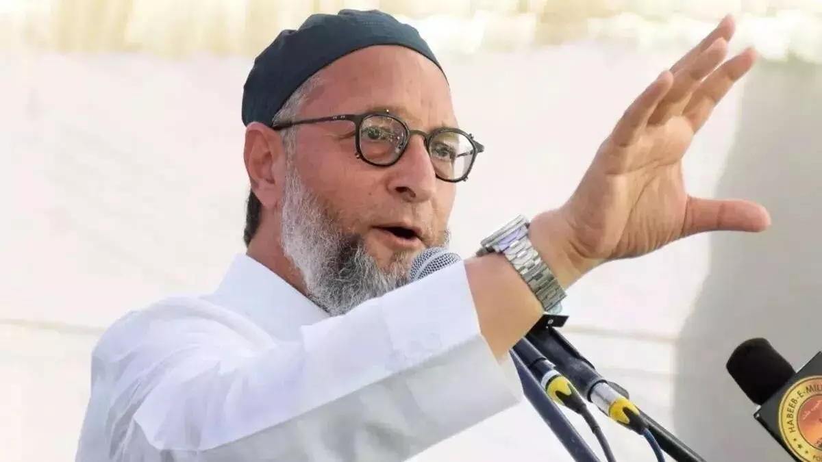 बिहार चुनाव : एआईएमआईएम ने जारी की पहली सूची, सौ सीटों पर चुनाव लड़ने की घोषणा