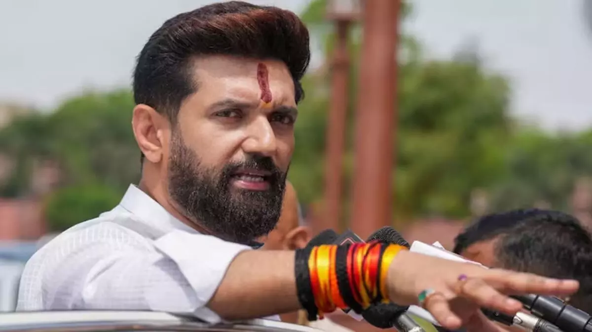 बिहार चुनाव : एनडीए के छोटे दल 41 सीटों पर आजमाएंगे किस्मत बिहार चुनाव : एनडीए के छोटे दल 41 सीटों पर आजमाएंगे किस्मत