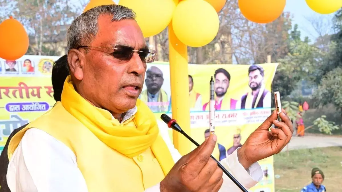 ओम प्रकाश राजभर ने एनडीए में सीटें न मिलने पर जताई नाराज़गी , बोले-हम बिहार में अलग मोर्चा बनाकर लड़ सकते हैं चुनाव