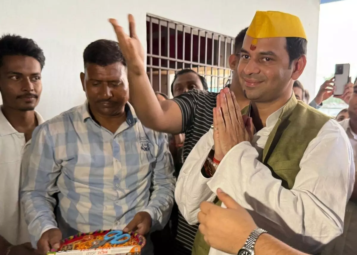 तेज प्रताप की नई पारी : महुआ से चुनाव लड़ेंगे, जेजेडी ने जारी की पहली सूची