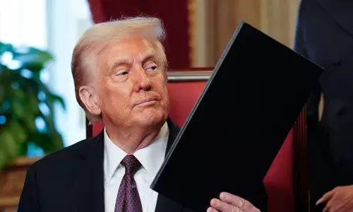 गाज़ा संघर्ष पर ट्रंप की बड़ी घोषणा : “अब युद्ध खत्म हो गया है” गाज़ा संघर्ष पर ट्रंप की बड़ी घोषणा : “अब युद्ध खत्म हो गया है”