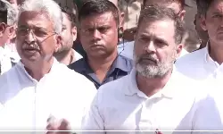 राहुल ने पूरन कुमार के परिवार से की मुलाकात, पीड़िता पत्नी ने कहा -जीते जी सम्मान नहीं दिया, लेकिन मरने के बाद तो उनके पति को सम्मान मिले राहुल ने पूरन कुमार के परिवार से की मुलाकात, पीड़िता पत्नी ने कहा -जीते जी सम्मान नहीं दिया, लेकिन मरने के बाद तो उनके पति को सम्मान मिले