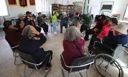 विदेशों में बुजुर्गों की देखरेख की नौकरी मिलना होगा मुश्किल विदेशों में बुजुर्गों की देखरेख की नौकरी मिलना होगा मुश्किल