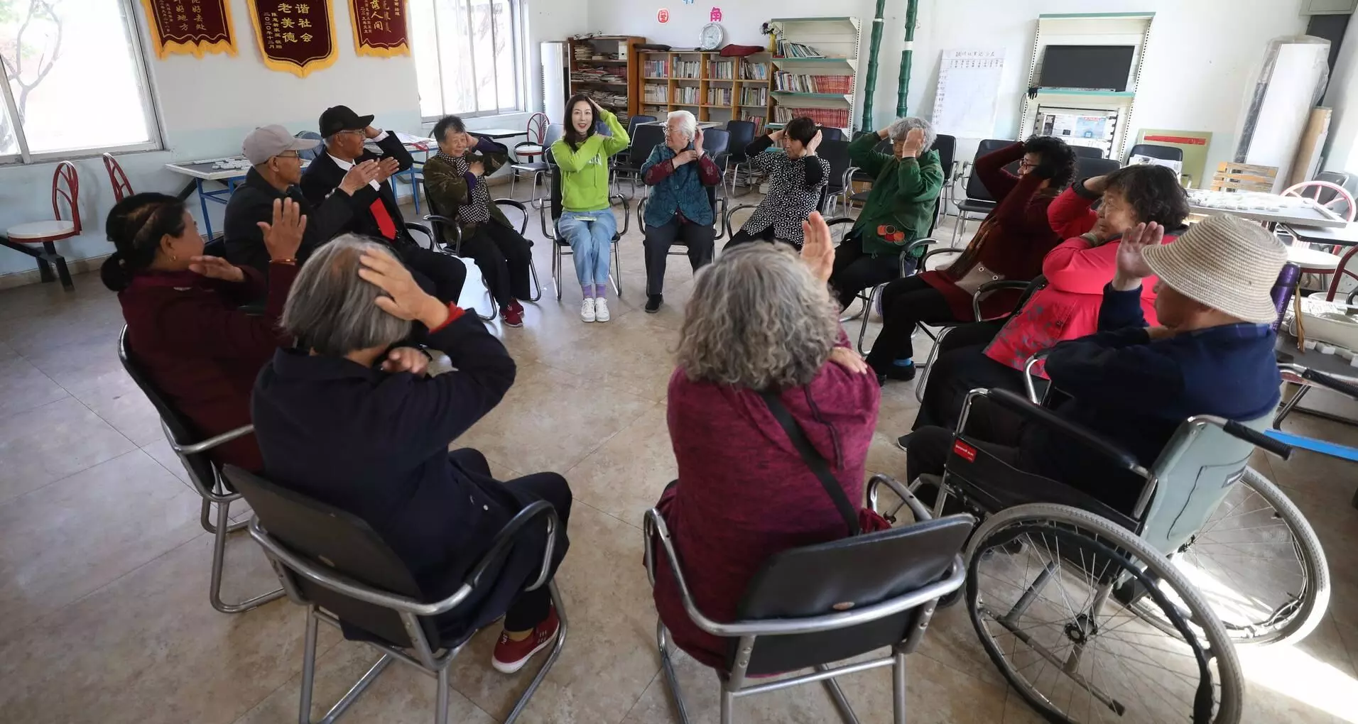 विदेशों में बुजुर्गों की देखरेख की नौकरी मिलना होगा मुश्किल विदेशों में बुजुर्गों की देखरेख की नौकरी मिलना होगा मुश्किल