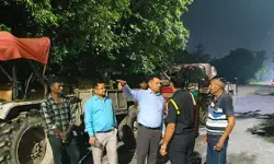 ग्रेटर नोएडा में अवैध कूड़ा फेंकने वालों पर कार्रवाई, चार ट्रैक्टर-ट्रॉलियां जब्त, दो लाख रुपए का जुर्माना