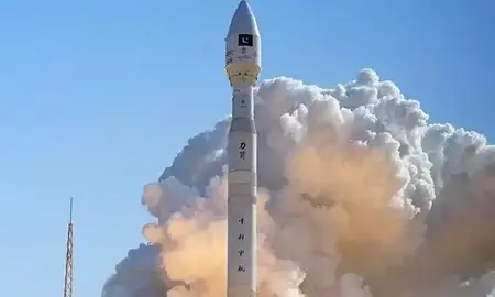 चीन ने तीन उपग्रहों के साथ लिजियन-1 वाई 8 वाहक रॉकेट किया लॉन्च