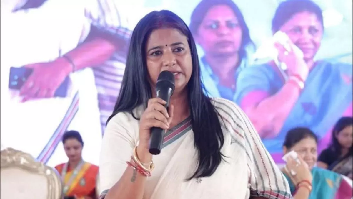 ‎बिहार: राजद महिला मोर्चा की प्रदेश अध्यक्ष रितु जायसवाल ने की बगावत, निर्दलीय चुनाव लड़ने की घोषणा