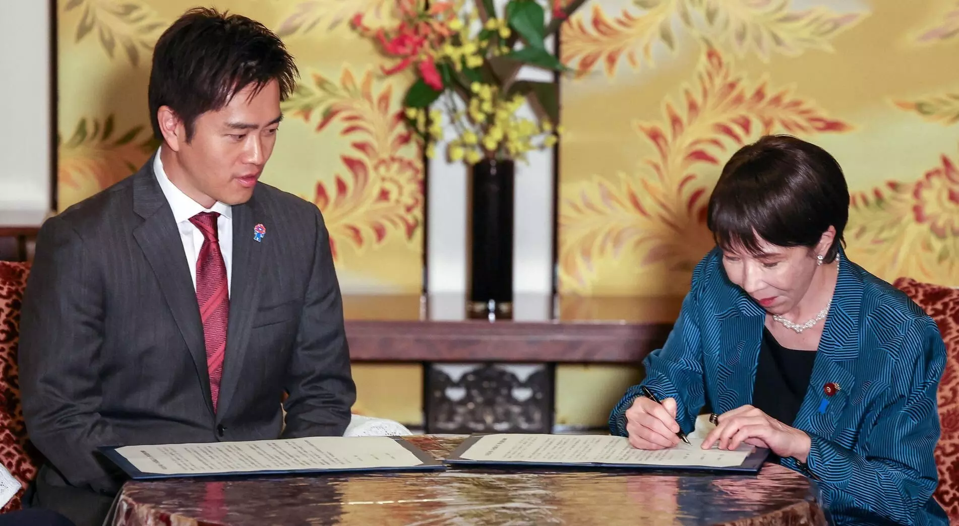 मंगलवार, 21 अक्टूबर की बड़ी खबरें और अपडेट्स मंगलवार, 21 अक्टूबर की बड़ी खबरें और अपडेट्स