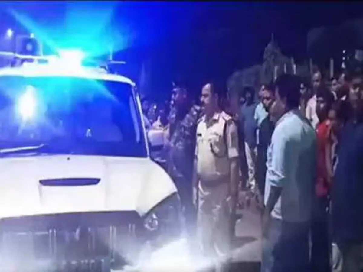 धनबाद मेले में फायरिंग से भगदड़, पूर्व जिला परिषद सदस्य अब्दुल मन्नान गिरफ्तार