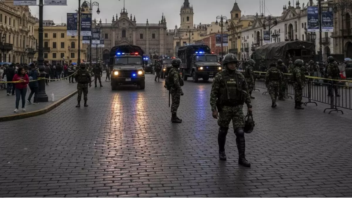 पेरू के राष्ट्रपति ने लीमा और पड़ोसी कैलाओ क्षेत्र में 30 दिनों के आपातकाल की घोषणा की