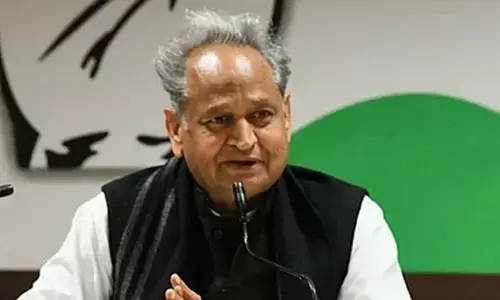 गहलोत का आरोप : राजस्थान में कानून व्यवस्था चरमराई, अपराधियों का बोलबाला