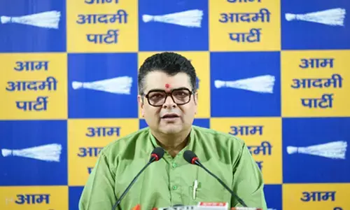 भाजपा के सीलिंग अभियान पर आप का हमला, अंकुश नारंग बोले- चांदनी चौक में कई दुकानें सील