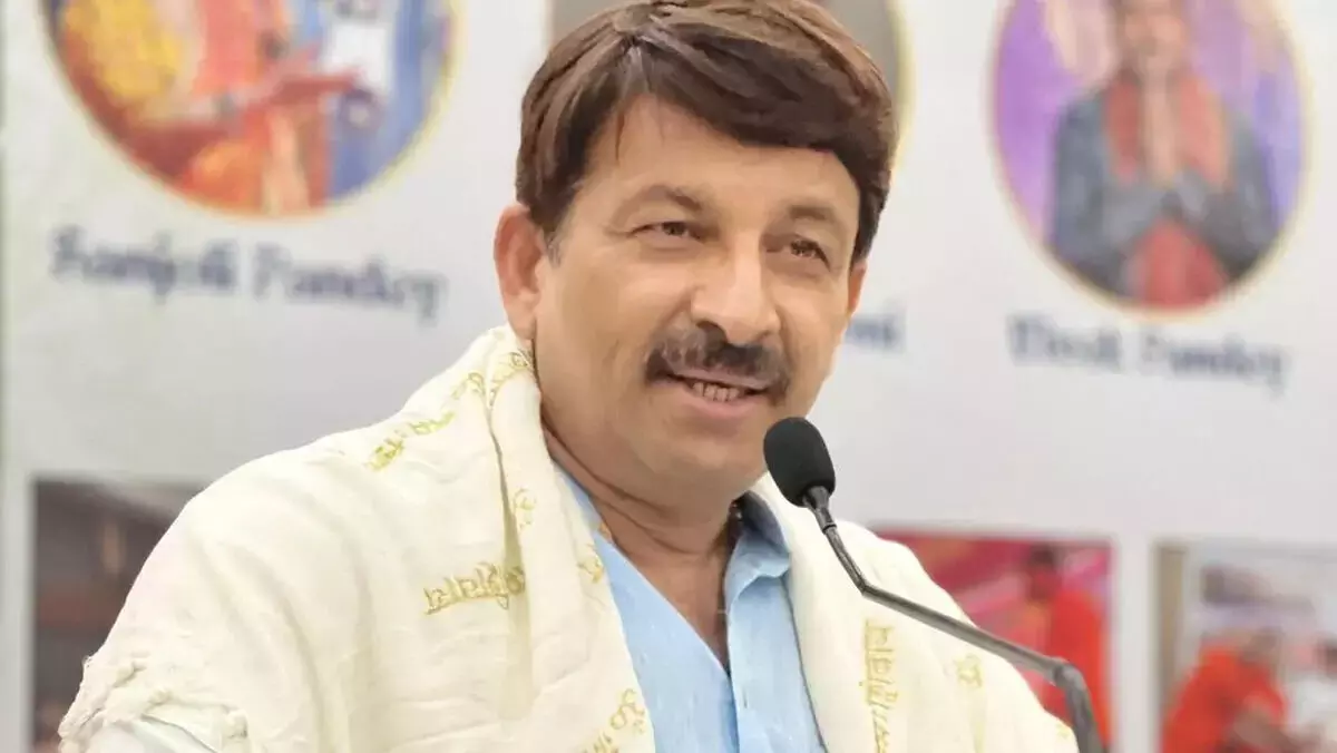 बिहार में गठबंधन नहीं, लठबंधन है : मनोज तिवारी का महागठबंधन पर तंज बिहार में गठबंधन नहीं, लठबंधन है : मनोज तिवारी का महागठबंधन पर तंज