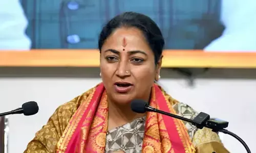 दिल्ली में क्लाउड सीडिंग की सफल शुरुआत, जल्द होगी पहली कृत्रिम वर्षा : रेखा गुप्ता दिल्ली में क्लाउड सीडिंग की सफल शुरुआत, जल्द होगी पहली कृत्रिम वर्षा : रेखा गुप्ता