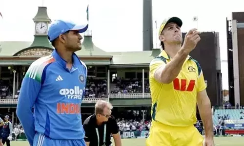 ऑस्ट्रेलिया ने टॉस जीतकर पहले बल्लेबाजी का किया फैसला, भारतीय टीम में हुए दो बदलाव ऑस्ट्रेलिया ने टॉस जीतकर पहले बल्लेबाजी का किया फैसला, भारतीय टीम में हुए दो बदलाव