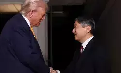 एशिया दौरे में अब जापान पहुंचे ट्रंप, चीन के साथ ट्रेड डील का इंतजार एशिया दौरे में अब जापान पहुंचे ट्रंप, चीन के साथ ट्रेड डील का इंतजार