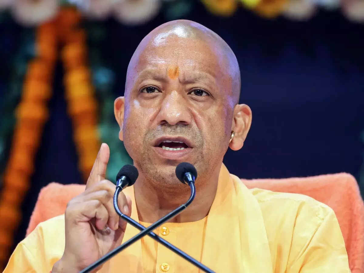 गांवों में बदलाव की बयार : योगी सरकार के सहयोग से ग्रामीण बना रहे विकास की नई कहानी