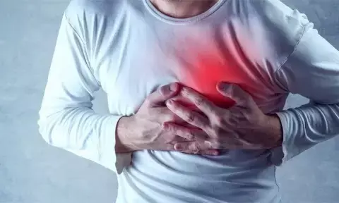 कश्मीर में युवाओं में दिल के दौरे की बढ़ती घटनाएं बनीं चिंता का विषय, 40 साल से कम उम्र के लोग हो रहे इस बीमारी से प्रभावित
