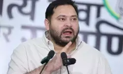 एनडीए की तरफ से मुख्यमंत्री का चेहरा कौन होगा, तेजस्वी ने पूछे तीखे सवाल एनडीए की तरफ से मुख्यमंत्री का चेहरा कौन होगा, तेजस्वी ने पूछे तीखे सवाल