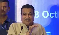 सड़क परिवहन एवं राजमार्ग मंत्रालय का वार्षिक राजस्व दो वर्षों में 1.4 लाख करोड़ रुपए होने का अनुमान : गडकरी