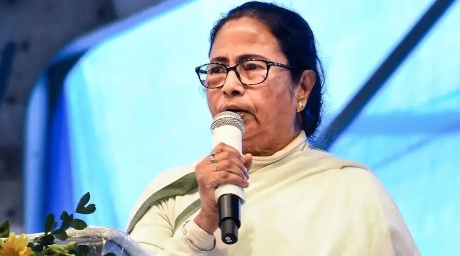 कोलकाता : मुख्य निर्वाचन अधिकारी आज एसआईआर पर चर्चा के लिए करेंगे सर्वदलीय बैठक कोलकाता : मुख्य निर्वाचन अधिकारी आज एसआईआर पर चर्चा के लिए करेंगे सर्वदलीय बैठक