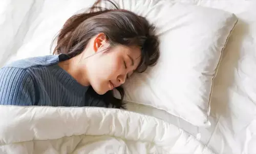 रात की गहरी नींद ही है सच्चा इलाज, जानें क्या कहता है आयुर्वेद
