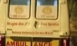 मिर्जापुर में कीचड़ सनी जमीन पर बेटी के जन्म पर पति ने एंबुलेंस कर्मियों पर कार्रवाई की मांग की, जिलाधिकारी ने जांच के दिए आदेश