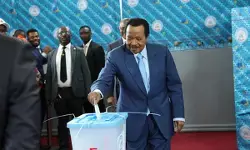 अफ्रीकी संघ ने कैमरून के राष्ट्रपति बिया को पुनः निर्वाचित होने पर दी बधाई