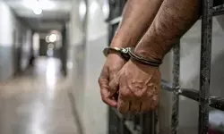 ओडिशा में भ्रष्टाचार पर शिकंजा, टैक्स अधिकारी रिश्वत लेते गिरफ्तार ओडिशा में भ्रष्टाचार पर शिकंजा, टैक्स अधिकारी रिश्वत लेते गिरफ्तार