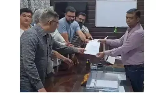 छत्तीसगढ़ : सिंधी समाज के लोगों ने अमित के खिलाफ देशद्रोह का मुकदमा दर्ज करने की मांग की, सौंपा ज्ञापन