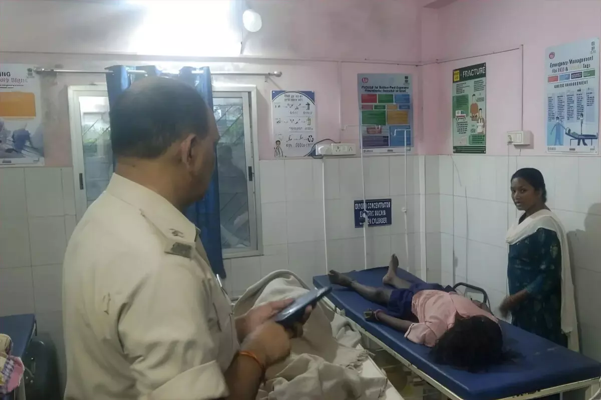 दादी को बचाने की कोशिश में गई जान, झारखंड में भाई-बहन की तालाब में डूबकर मौत दादी को बचाने की कोशिश में गई जान, झारखंड में भाई-बहन की तालाब में डूबकर मौत