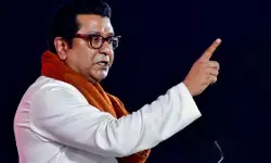 महाराष्ट्र : वोटर लिस्ट में गड़बड़ी के खिलाफ महा विकास अघाड़ी का सत्याचार मोर्चा, कानूनी कार्रवाई की दी चेतावनी