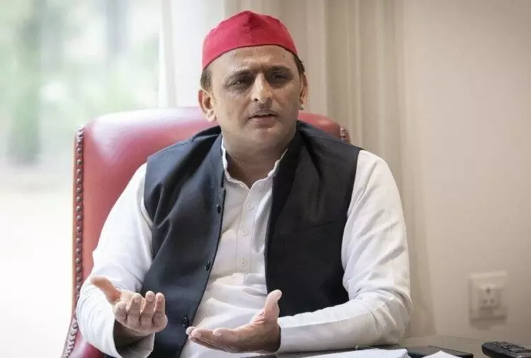 अखिलेश यादव का बड़ा आरोप , कहा -सत्ता के अहंकार में जनता की रोज़ी-रोटी छीनने का काम कर रही भाजपा अखिलेश यादव का बड़ा आरोप , कहा -सत्ता के अहंकार में जनता की रोज़ी-रोटी छीनने का काम कर रही भाजपा